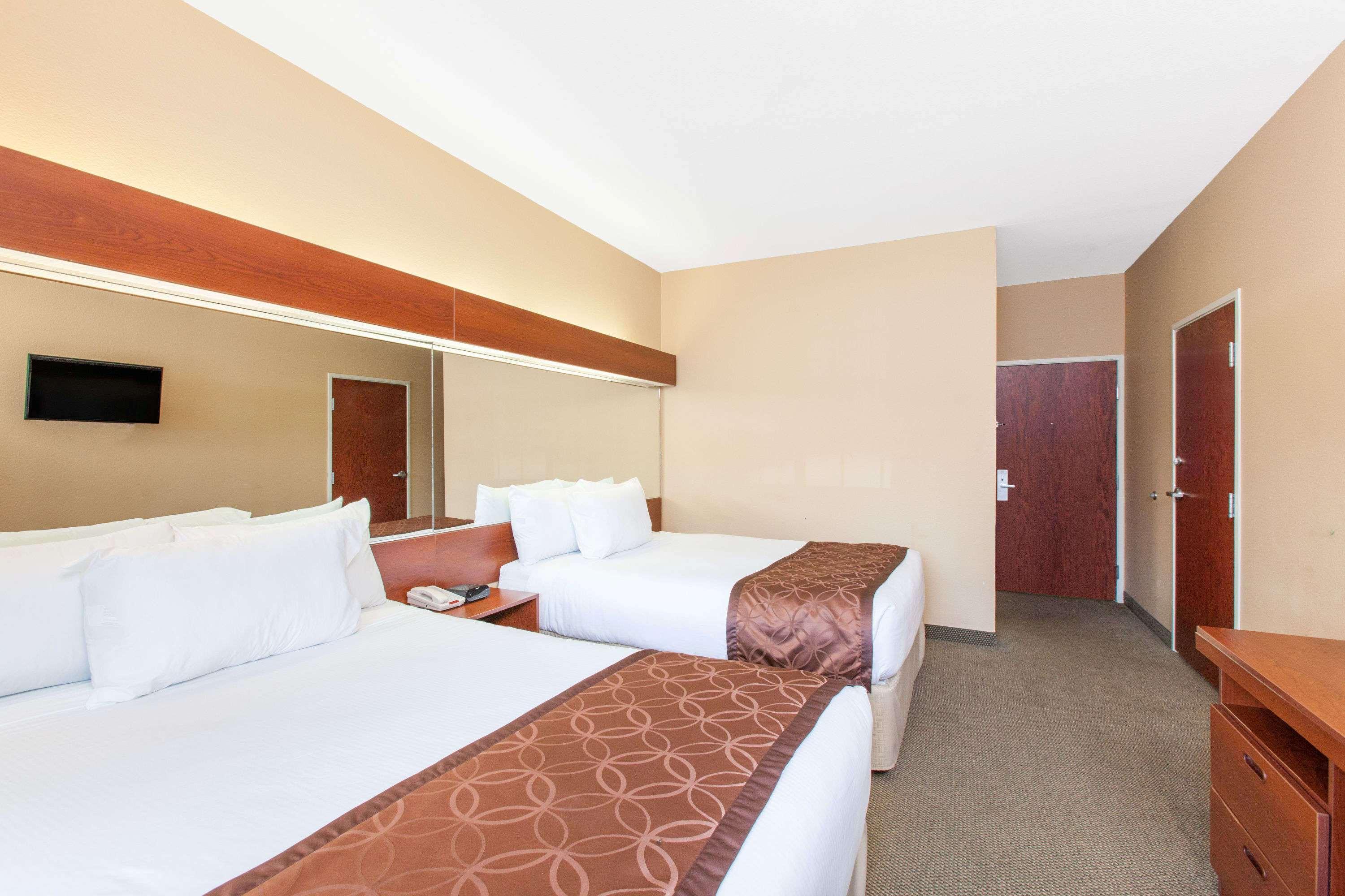 Microtel Inn By Wyndham Rogers Zewnętrze zdjęcie