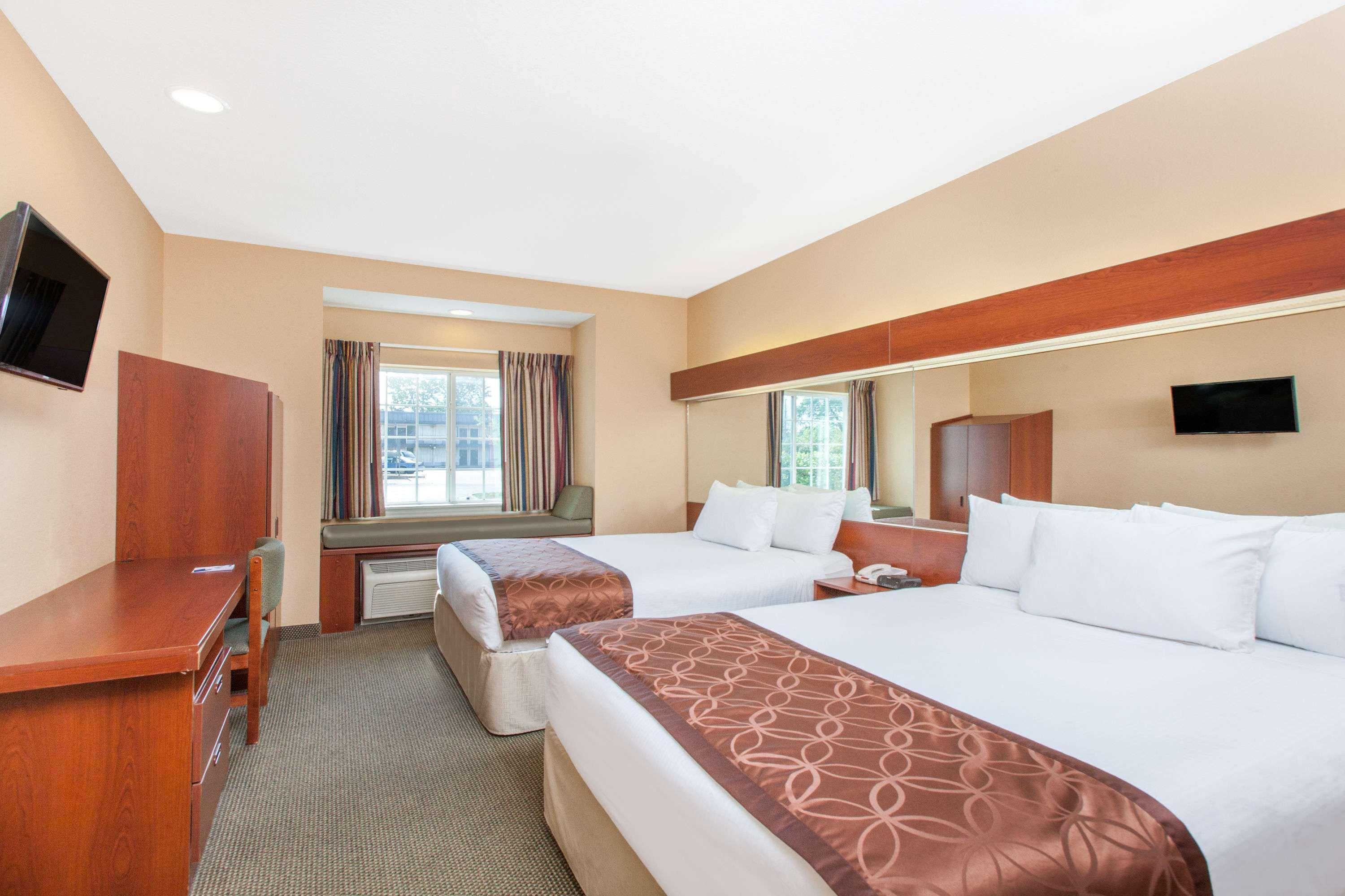 Microtel Inn By Wyndham Rogers Zewnętrze zdjęcie